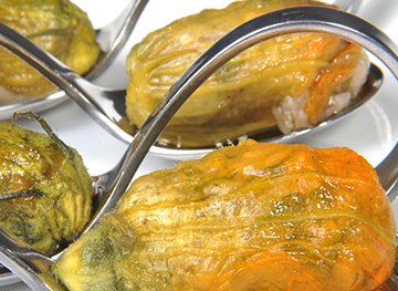 Kabak çiçeği dolması